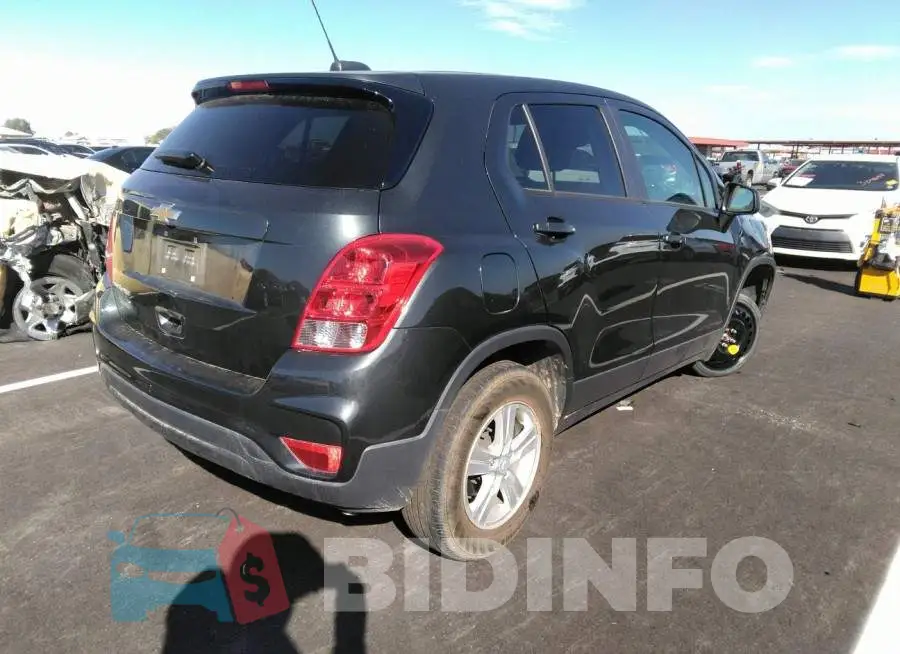 3GNCJNSB0KL228843 Photo# 4