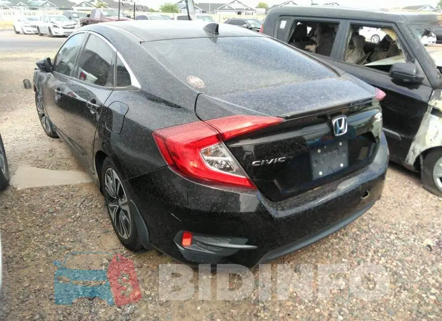 19XFC1F39GE012979 Photo# 3