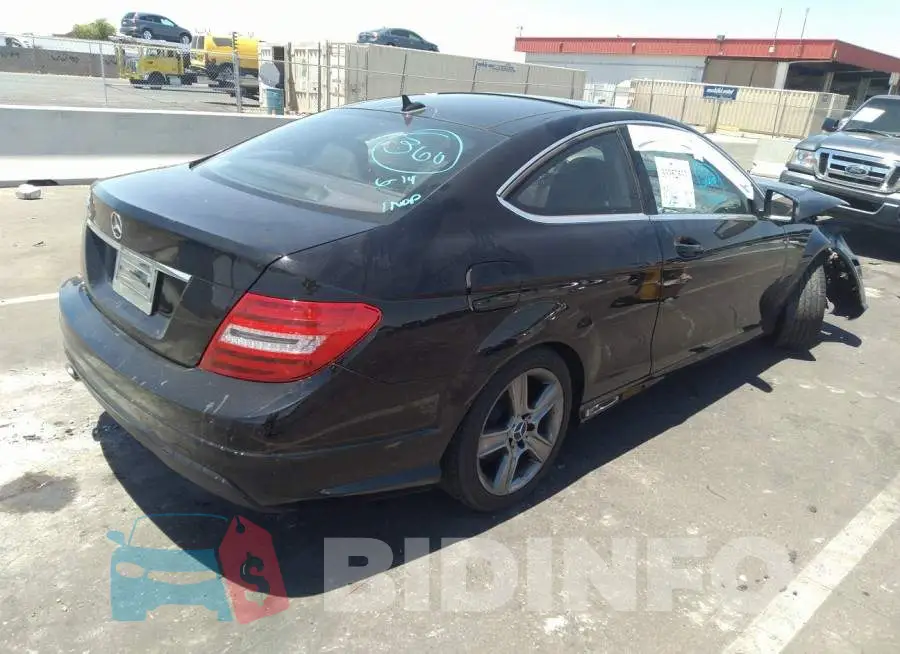 WDDGJ4HB2FG412340 Photo# 4