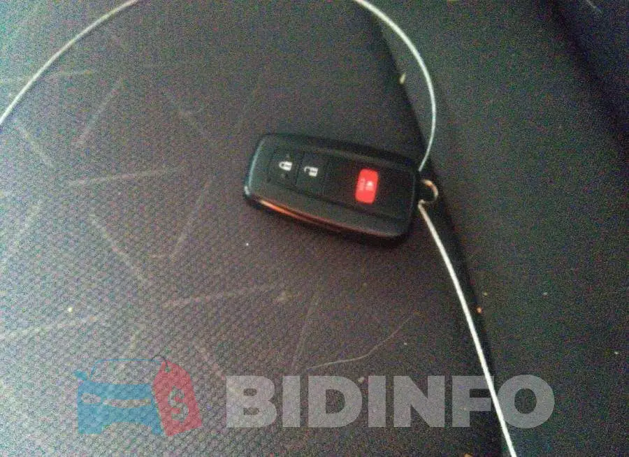 JTMW1RFV4MD523132 Photo# 11