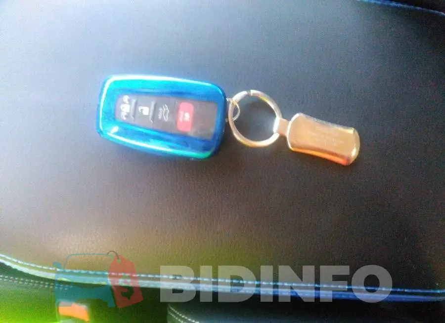 2T3Y1RFV4MC146329 Photo# 11