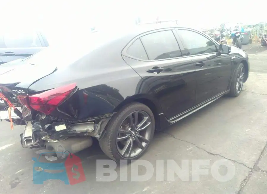 19UUB1F67KA007555 Photo# 4