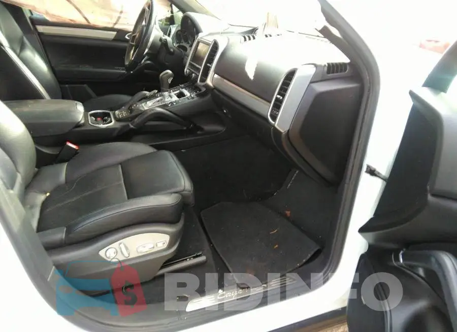 WP1AE2A20GLA62135 Photo# 5