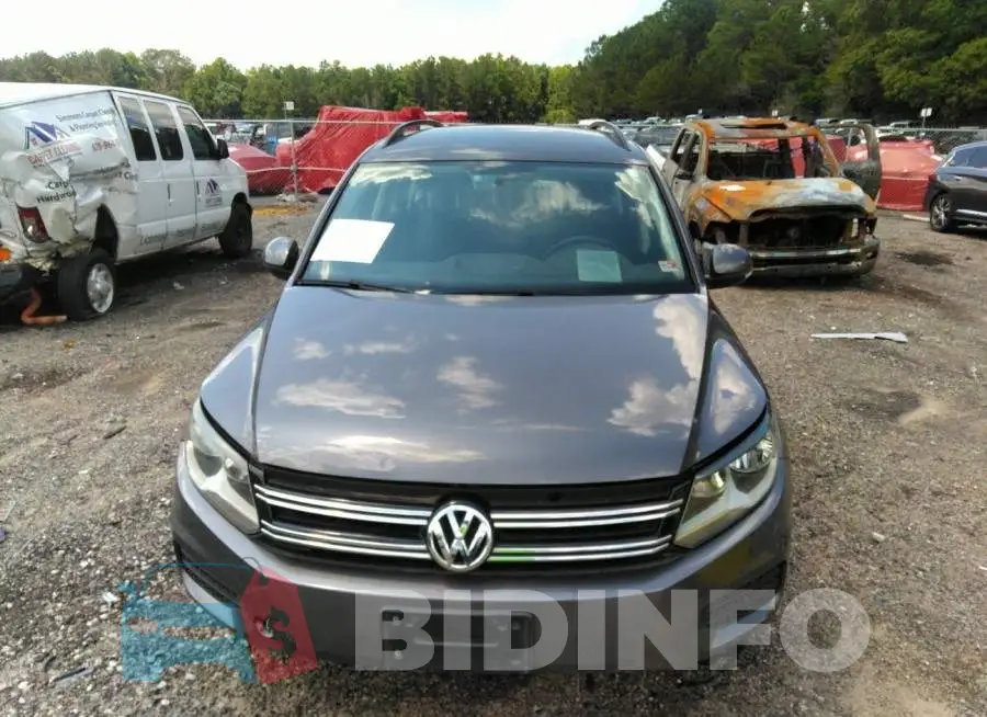 WVGAV7AX2FW556628 Photo# 6