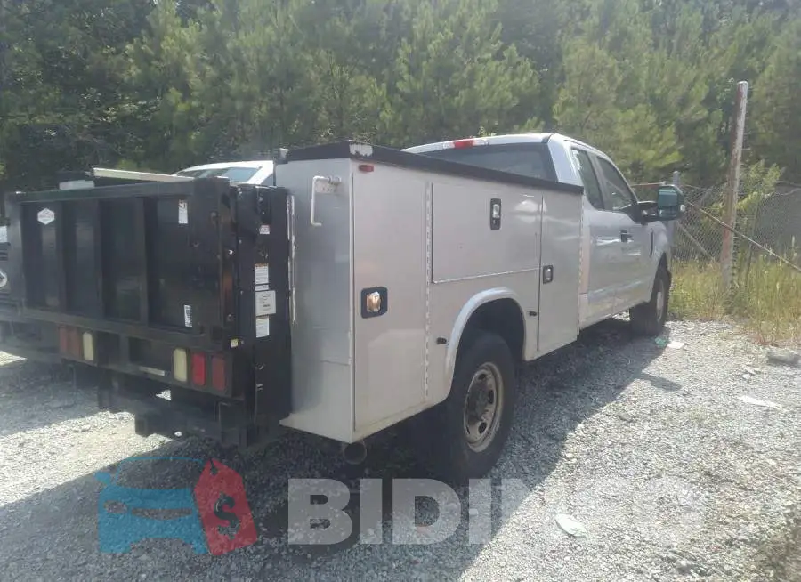 1FT7X2A62HED18614 Photo# 4