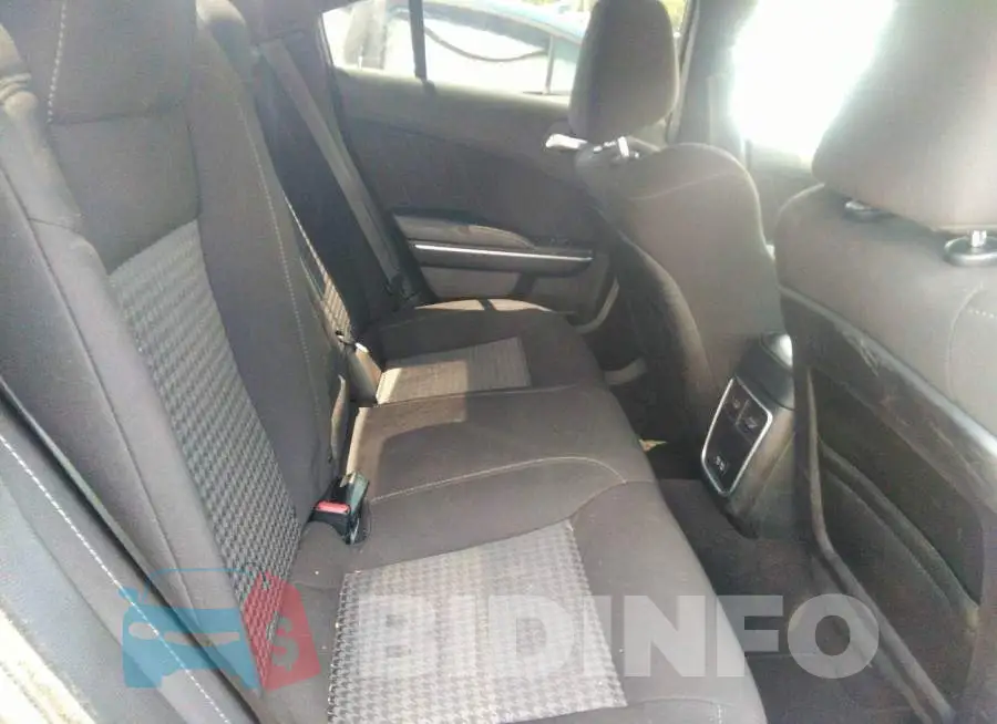 2C3CDXCT5MH584174 Photo# 8