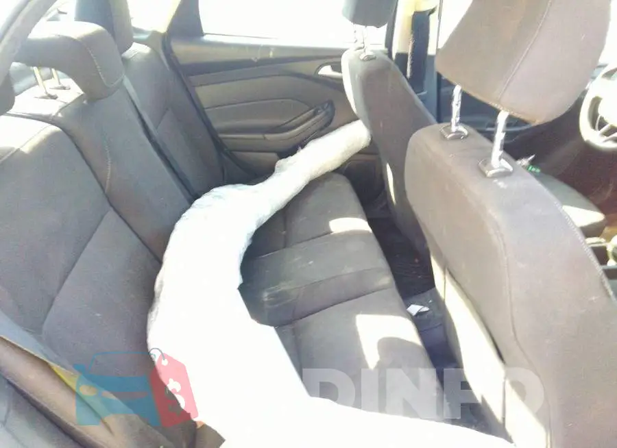 1FADP3F29FL274625 Photo# 8