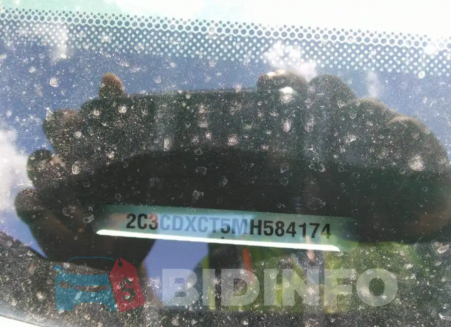 2C3CDXCT5MH584174 Photo# 9