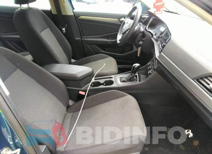 3VWC57BU2MM043858 Photo# 5