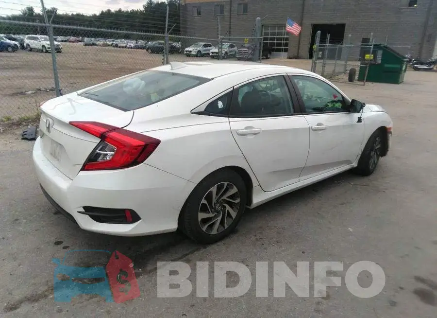 19XFC2F76HE228721 Photo# 4