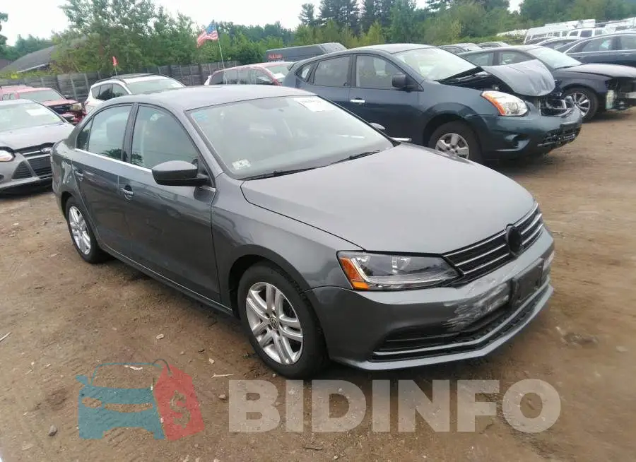 3VW167AJ0HM376562 Photo# 1