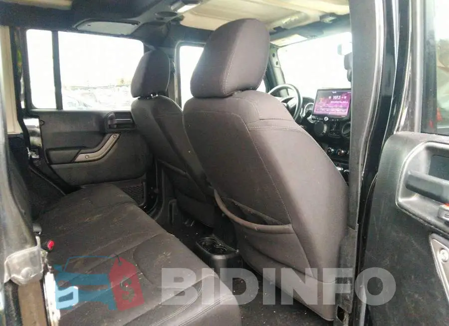 1C4BJWDG5GL301274 Photo# 8