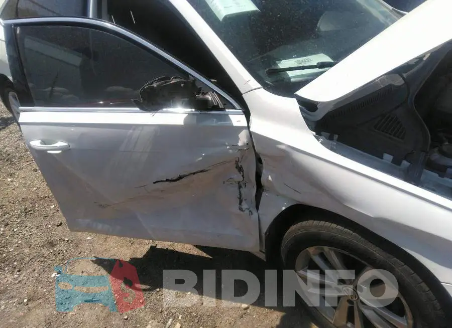 1VWSA7A35LC010241 Photo# 6