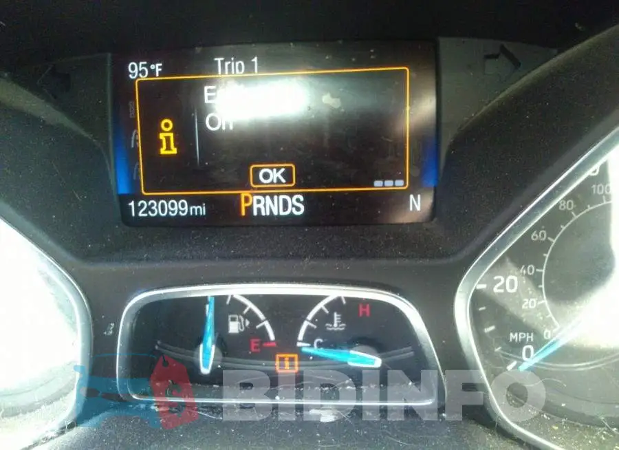 1FADP3FE8HL309815 Photo# 7