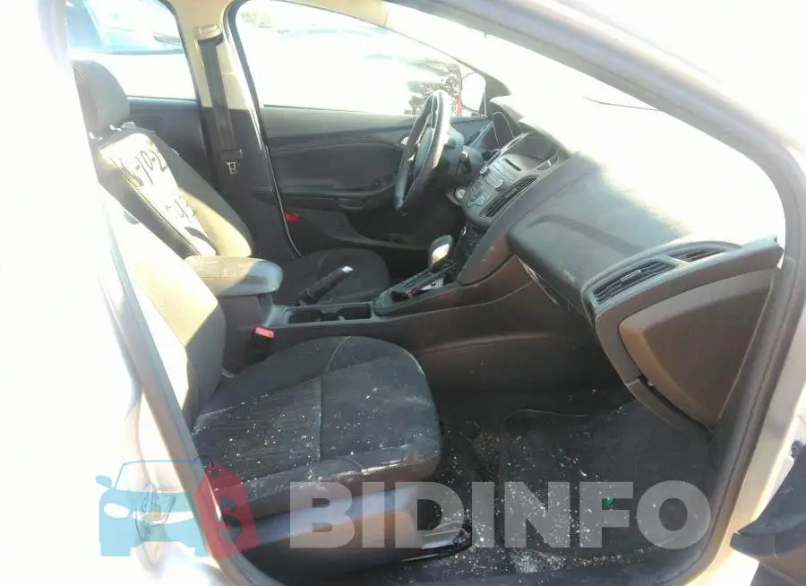 1FADP3F29HL347043 Photo# 5