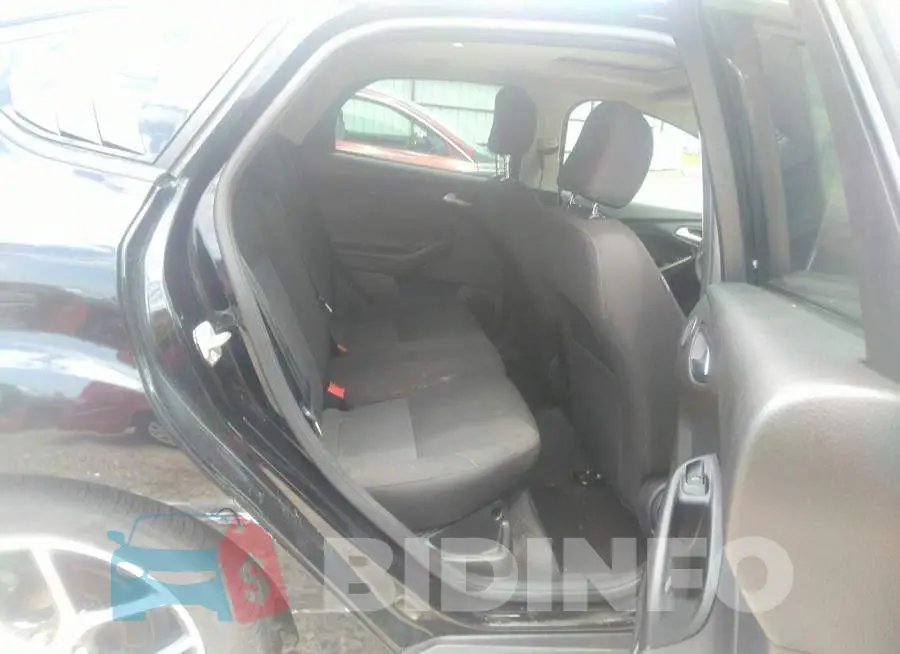 1FADP3M20HL332515 Photo# 8