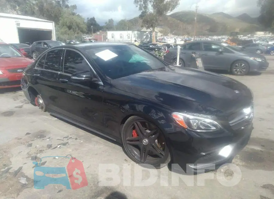 55SWF8HB9GU118538 Photo# 1