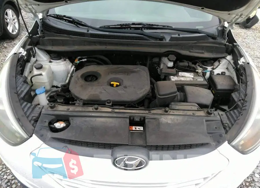 KM8JT3AF4FU108490 Photo# 10