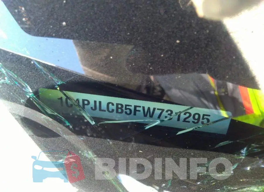 1C4PJLCB5FW731295 Photo# 9