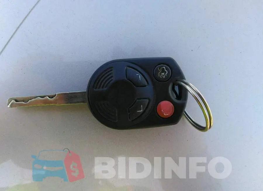 1FADP3H25HL205981 Photo# 11