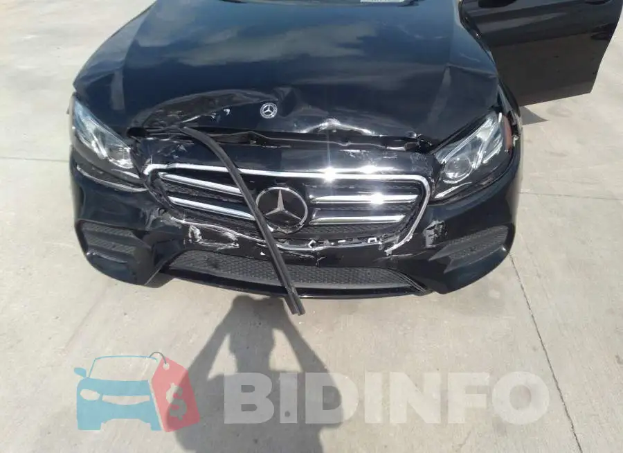 WDDZF6JB2KA589015 Photo# 6