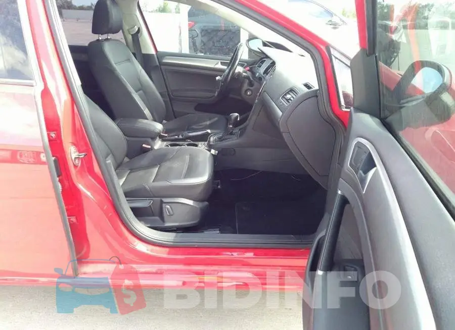 3VW2A7AU9FM065223 Photo# 5
