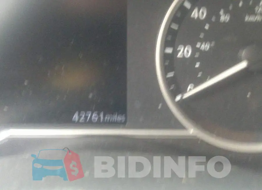 3N1CP5CU9JL534173 Photo# 7