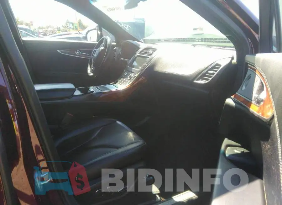 2LMPJ6L91KBL12452 Photo# 5