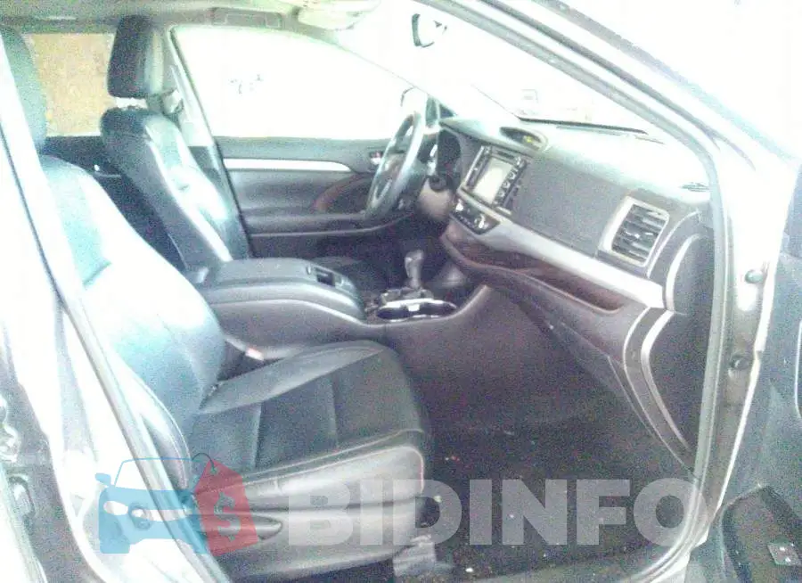 5TDJKRFH0GS334794 Photo# 5