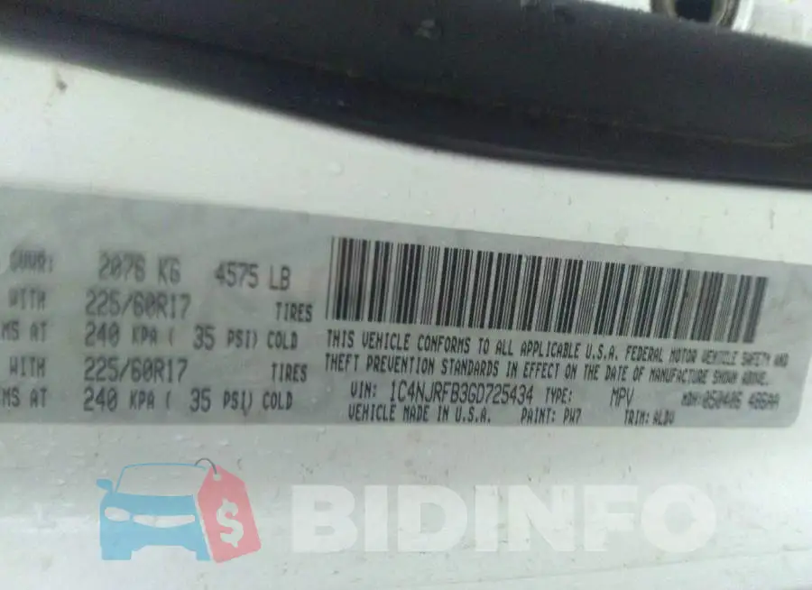 1C4NJRFB3GD725434 Photo# 9