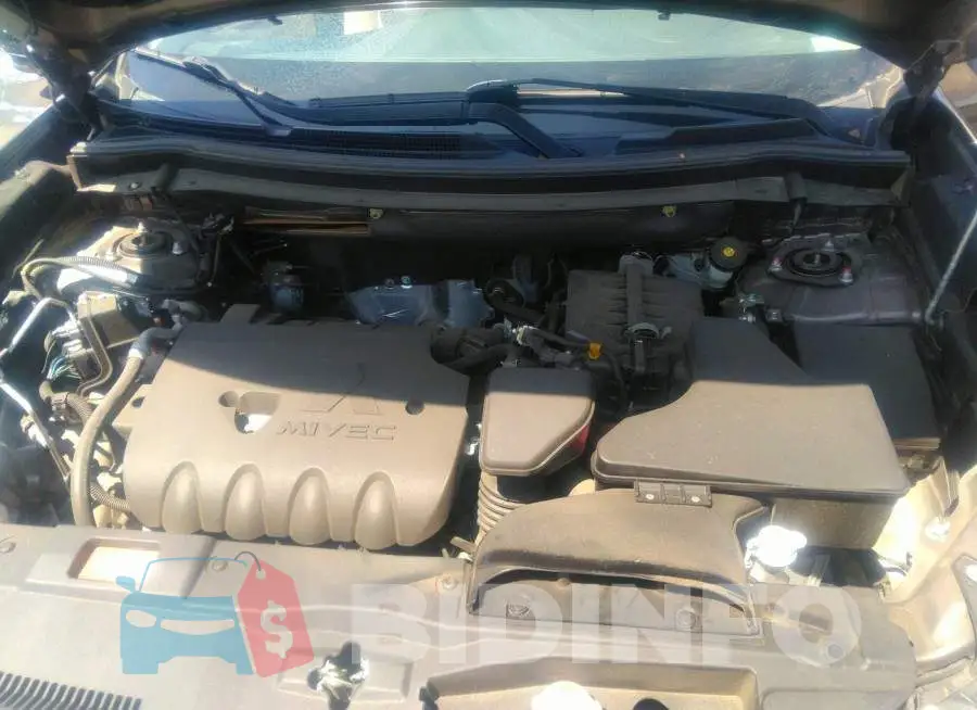 JA4AD3A38JZ061042 Photo# 10