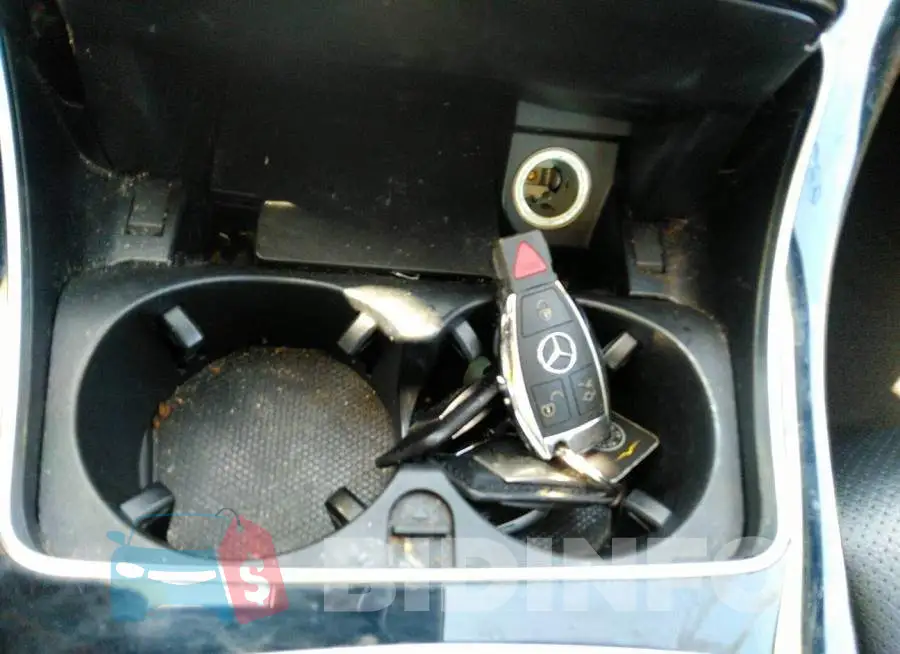 55SWF4JB6GU119665 Photo# 11