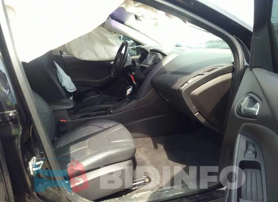 1FADP3F29GL249015 Photo# 5
