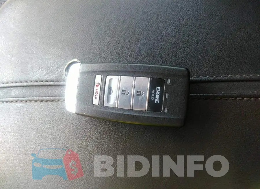 19UUB2F76FA017482 Photo# 11