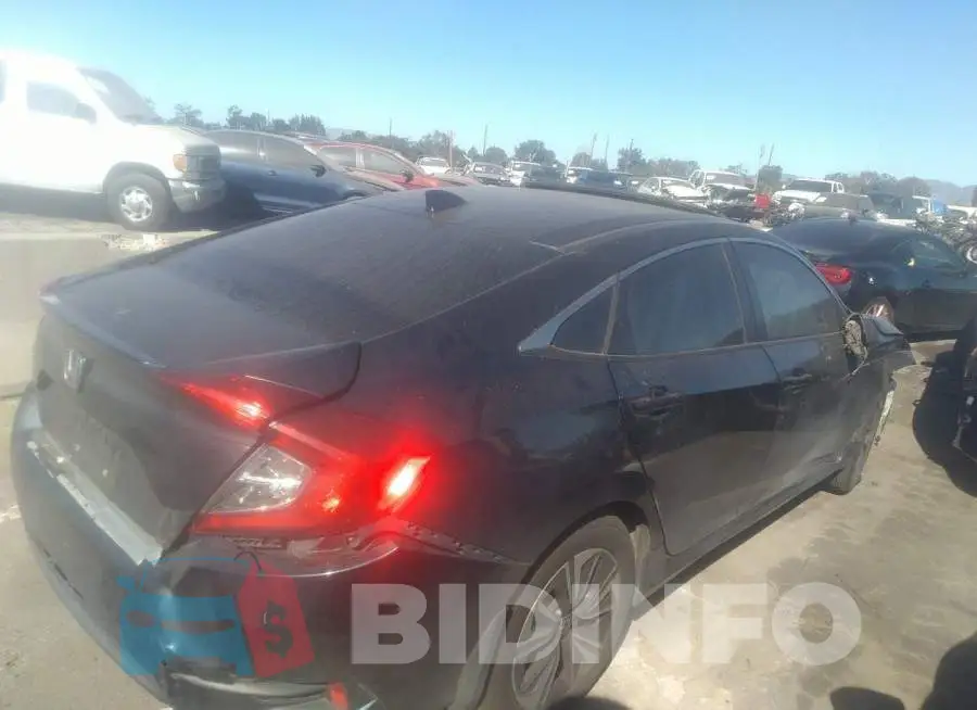 19XFC1F30GE017827 Photo# 4