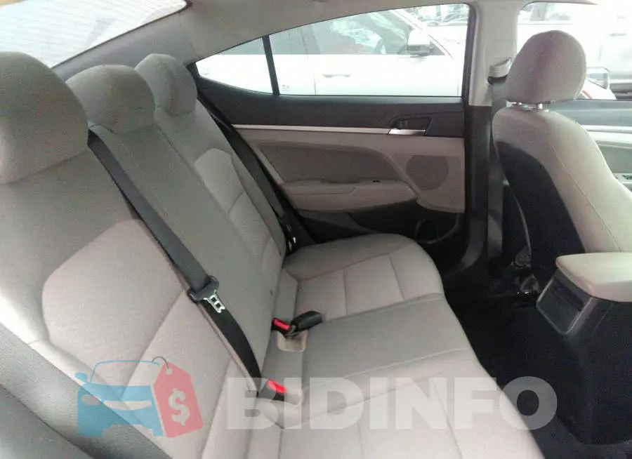 5NPD84LF7KH487883 Photo# 8