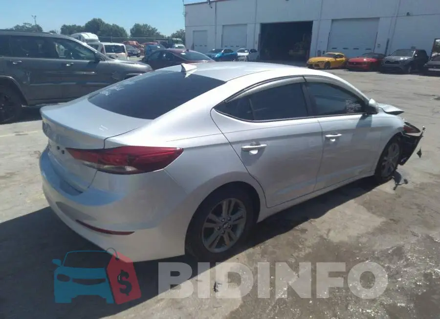 5NPD84LFXHH158488 Photo# 4