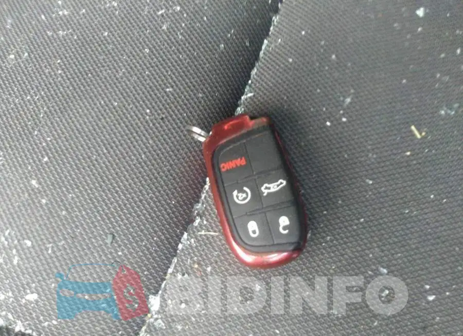 2C3CDXJG2MH534189 Photo# 11