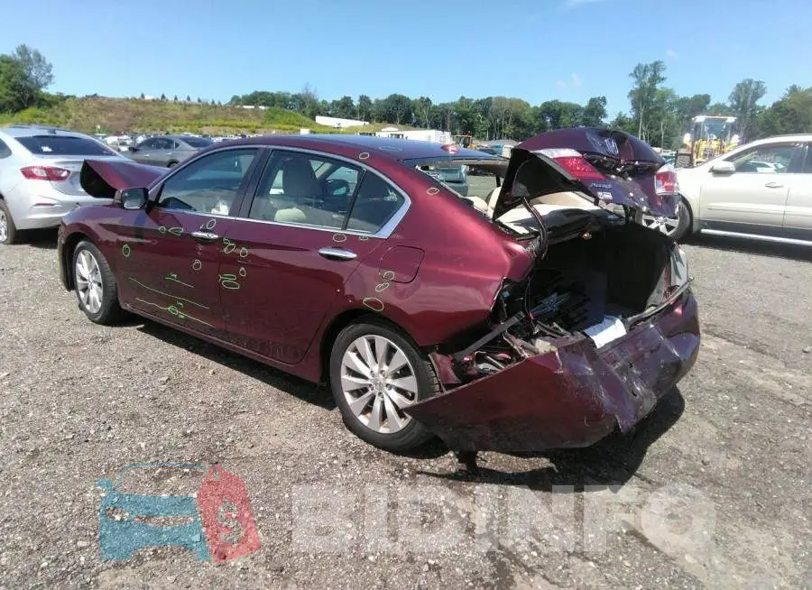 1HGCR2F84FA190773 Photo# 3