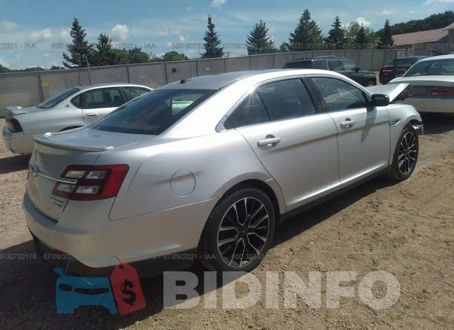 1FAHP2J8XHG124560 Photo# 4
