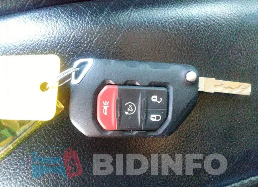 1C4HJXEN5KW558357 Photo# 11