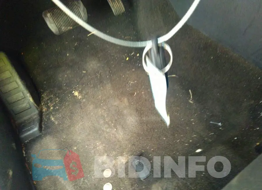 1C4NJRFB7GD630858 Photo# 11