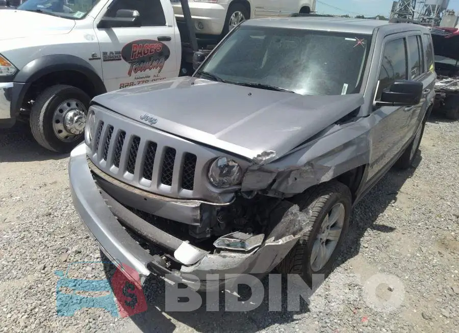 1C4NJRFB7GD630858 Photo# 2