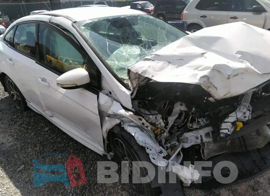 1FADP3F26FL299305 Photo# 6