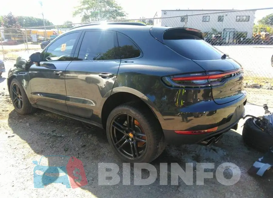 WP1AB2A56MLB38309 Photo# 3