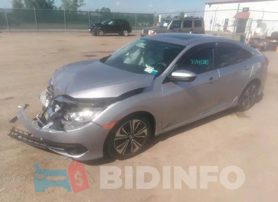 19XFC1F30HE213641 Photo# 2