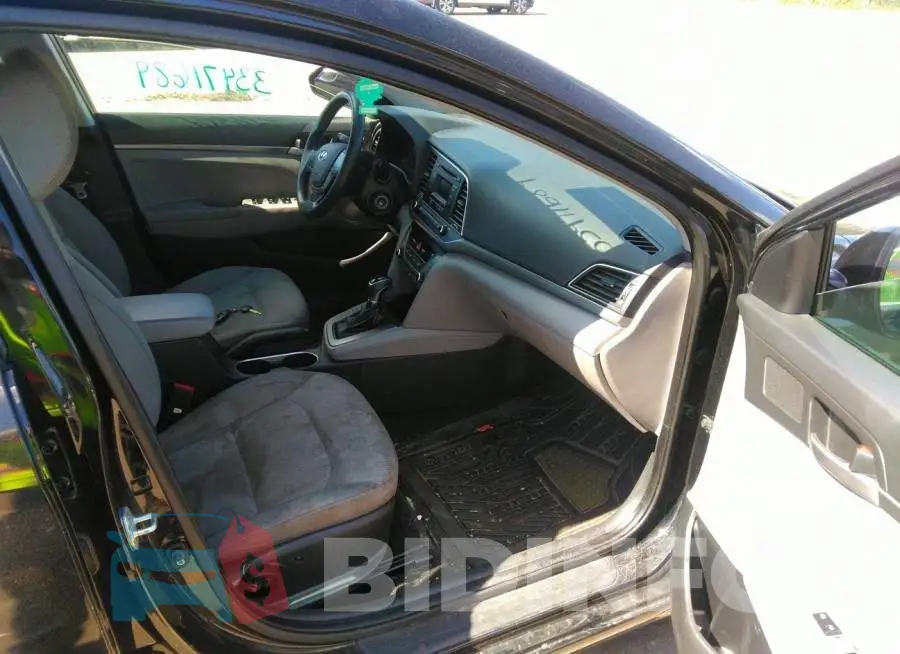 KMHD74LF1HU122788 Photo# 5