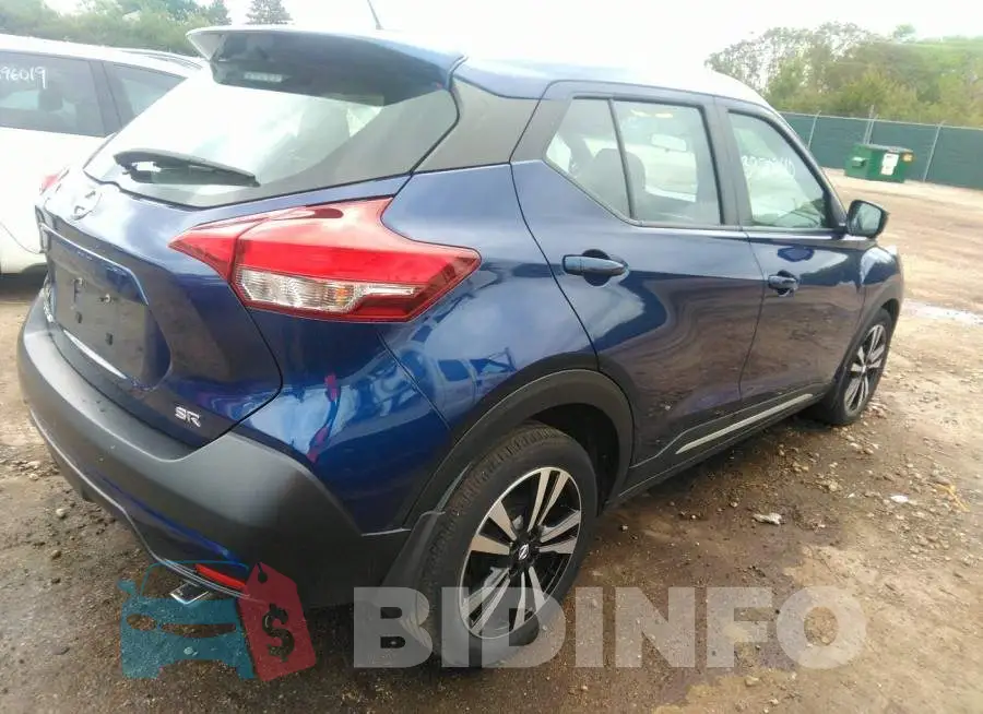 3N1CP5CU0JL512000 Photo# 4