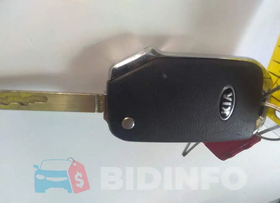 KNDJ23AU8M7765987 Photo# 11
