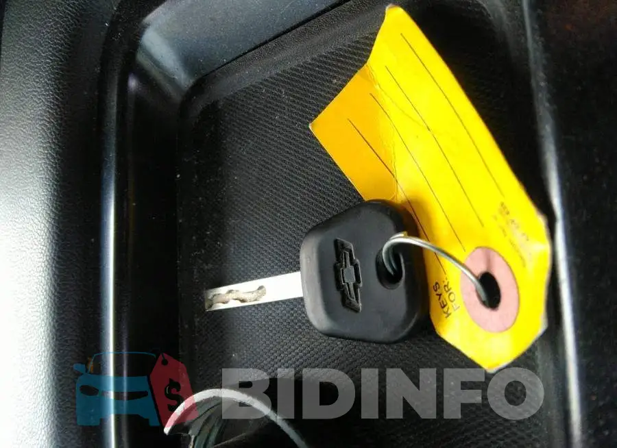 1GCVKREC6HZ283888 Photo# 11